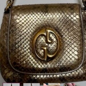 GORGEOUS VINTAGE PYTHON SNAKE CROSSBODY GUCCI BAG